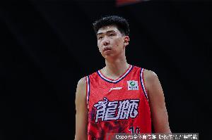 广体：广州展现了更均衡的团队作战能力 广东进攻端依赖少数球员