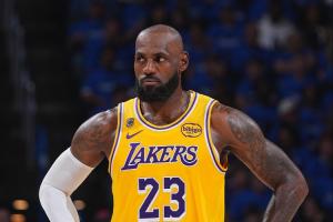 已经结束咧……湖人0-3雷霆 NBA历史第163次0-3！从未有逆转！