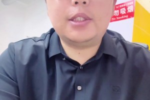 火药味！实拍：李磊拉到韦斯利，后者险些上头，被达万及时隔开