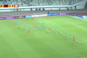 刘雨希传中+黄沁怡门前推射破门！中国U17女足1-0领先印度